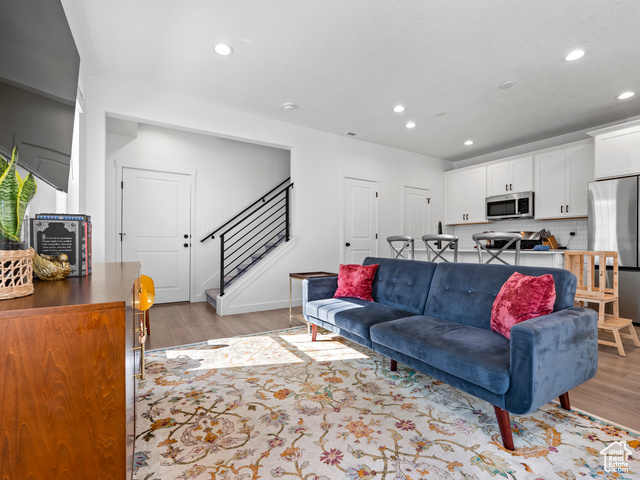 Photo 5 for MLS #2116373 at 6682 W Leander Dr