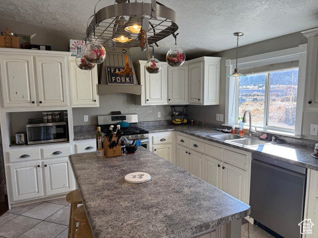Photo 2 for MLS #2116375 at 390 S State St