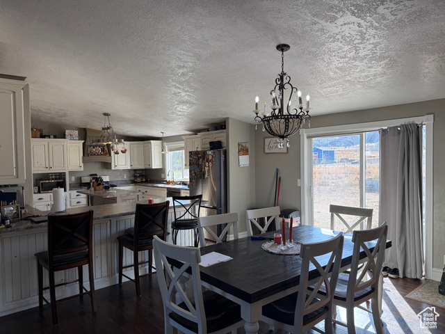 Photo 4 for MLS #2116375 at 390 S State St