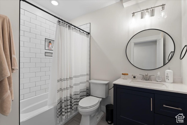 Photo 34 for MLS #2116384 at 439 E Midlake Dr