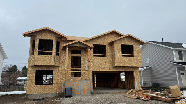 345 W 690 N
                     MLS #2116389