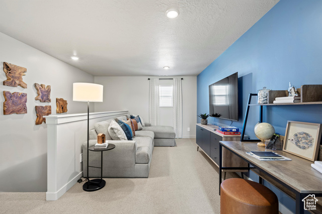 Photo 8 for MLS #2116400 at 3501 N Browning St #1524