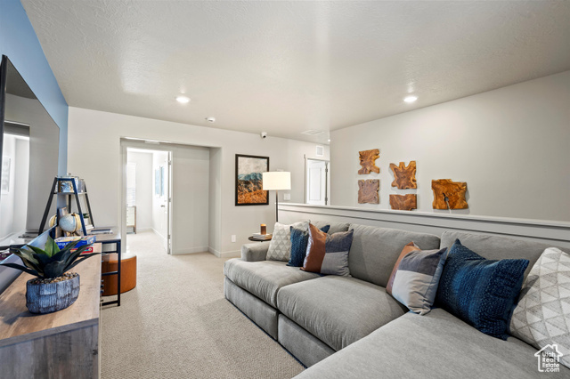 Photo 7 for MLS #2116400 at 3501 N Browning St #1524