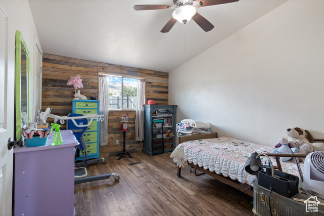 Photo 11 for MLS #2116401 at 84 N 100 West