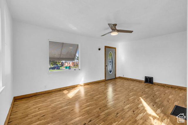 Photo 3 for MLS #2116406 at 153 Ross Dr