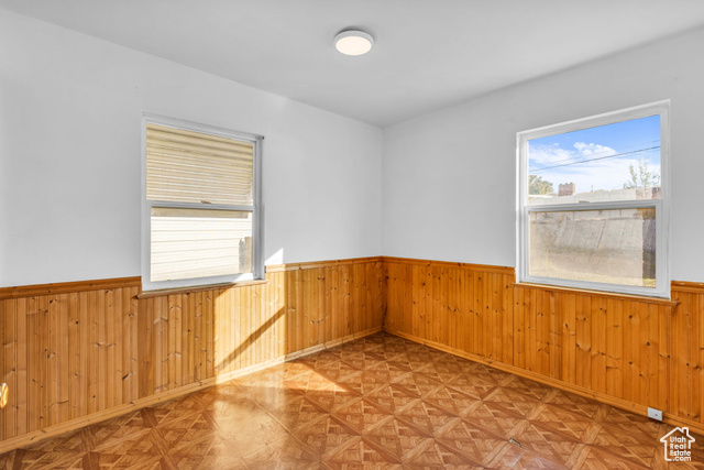Photo 8 for MLS #2116406 at 153 Ross Dr