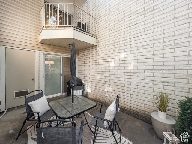 Photo 15 for MLS #2116409 at 7944 S Harvel Dr