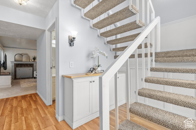 Photo 4 for MLS #2116409 at 7944 S Harvel Dr