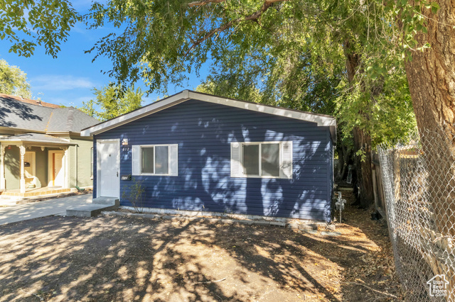 Photo 20 for MLS #2116413 at 612 W 200 North