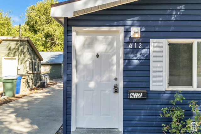 Photo 23 for MLS #2116413 at 612 W 200 North