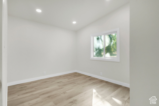 Photo 13 for MLS #2116413 at 612 W 200 North