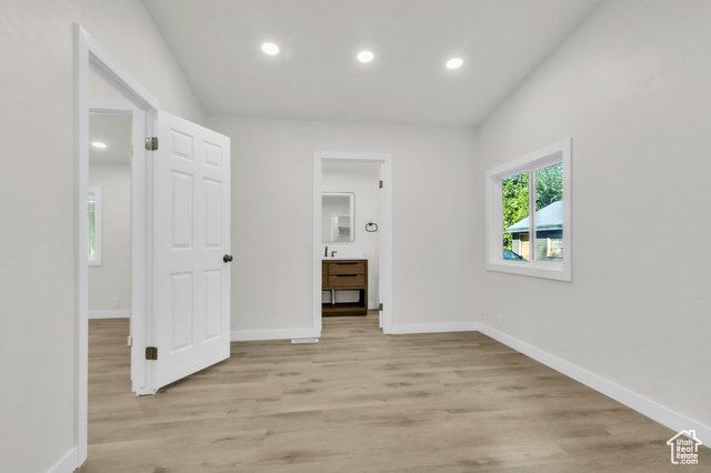 Photo 9 for MLS #2116413 at 612 W 200 North