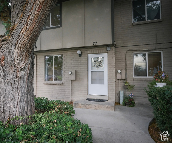 77 S RIO BRAVO PL, West Jordan UT 84088