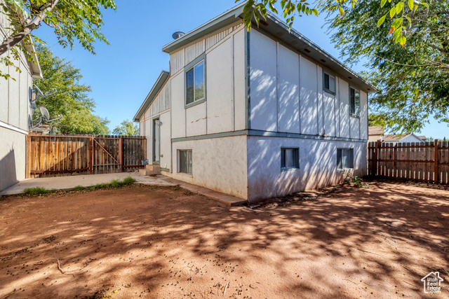 Photo 10 for MLS #2116423 at 1840 W 1100 North #17