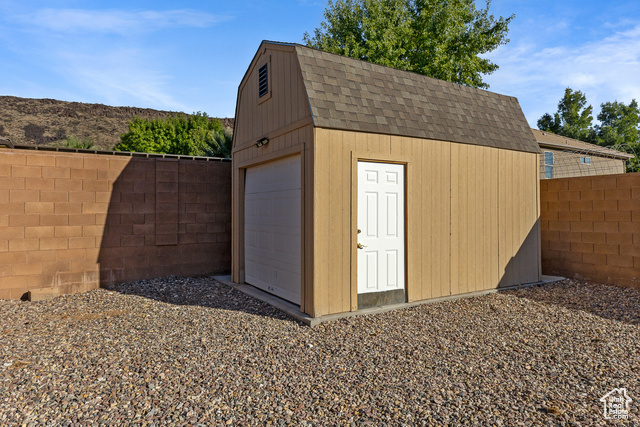 Photo 26 for MLS #2116424 at 3257 W 2610 South