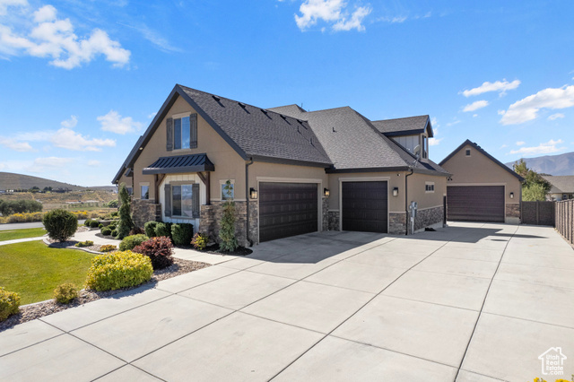 Photo 2 for MLS #2116430 at 9031 N Cassie Dr
