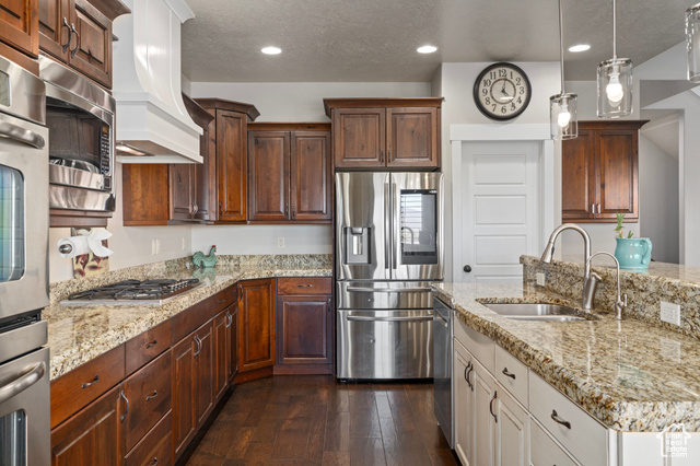 Photo 12 for MLS #2116430 at 9031 N Cassie Dr