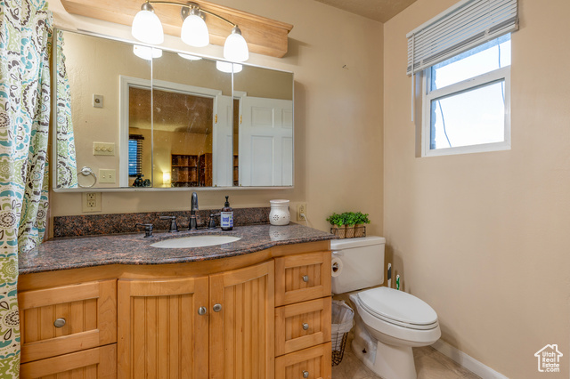 Photo 21 for MLS #2116438 at 983 E Antelope Dr