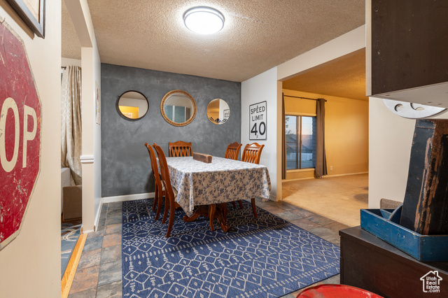 Photo 13 for MLS #2116438 at 983 E Antelope Dr
