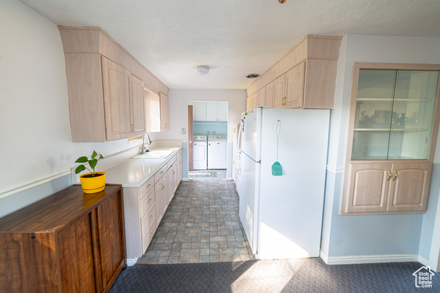 Photo 4 for MLS #2116444 at 374 Orchard Ave