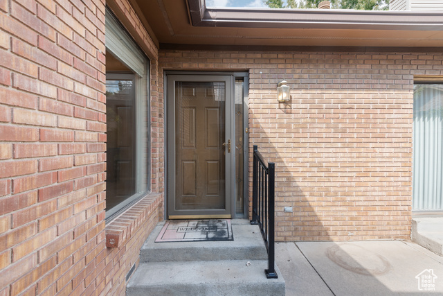 Photo 7 for MLS #2116445 at 1085 E 6165 South #33