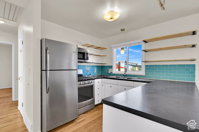 Photo 14 for MLS #2116446 at 430 W 4675 South