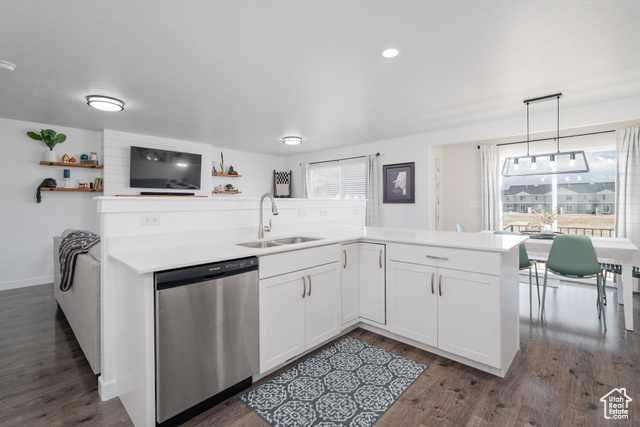 Photo 9 for MLS #2116455 at 458 S Day Dream Ln