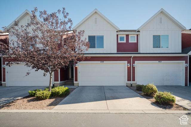 Photo 2 for MLS #2116455 at 458 S Day Dream Ln