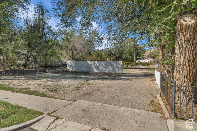 Photo 3 for MLS #2116465 at 2944 S Spencer Ave