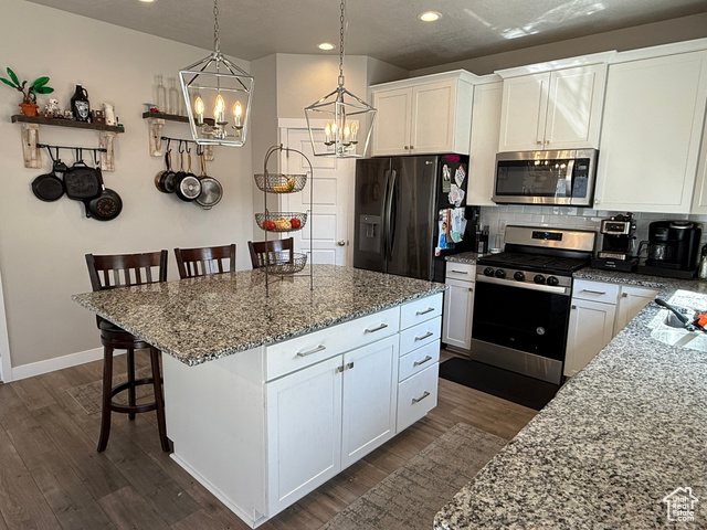 Photo 9 for MLS #2116471 at 1754 E 1560 North