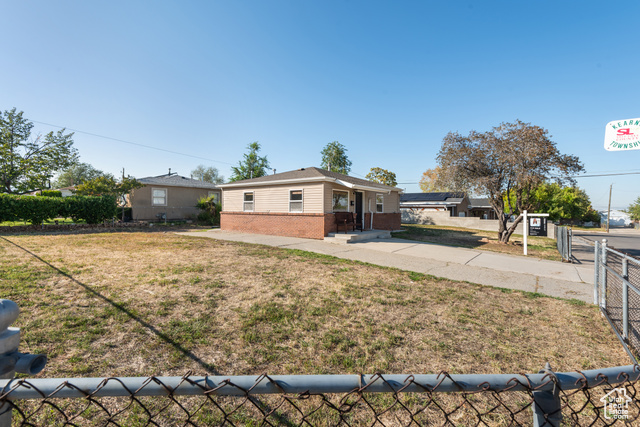 Photo 4 for MLS #2116481 at 5330 S 4460 West