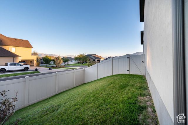 Photo 65 for MLS #2116497 at 624 W Aspen Hills Blvd
