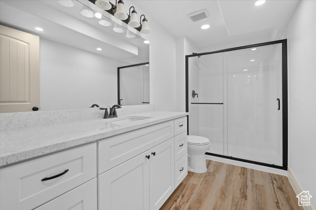 Photo 49 for MLS #2116497 at 624 W Aspen Hills Blvd