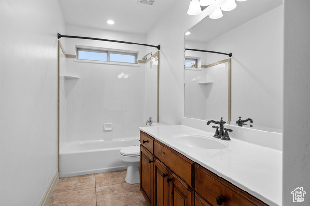 Photo 37 for MLS #2116497 at 624 W Aspen Hills Blvd
