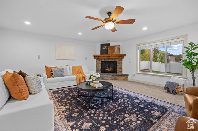 Photo 19 for MLS #2116497 at 624 W Aspen Hills Blvd