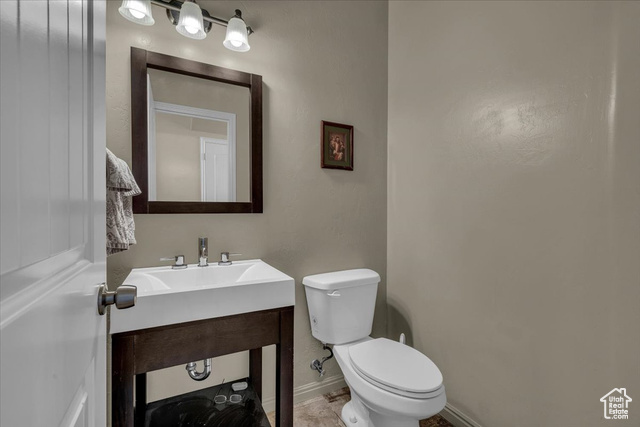Photo 15 for MLS #2116522 at 222 S Valley View Dr