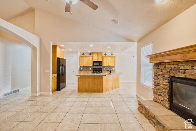 Photo 10 for MLS #2116532 at 916 S 1760 West