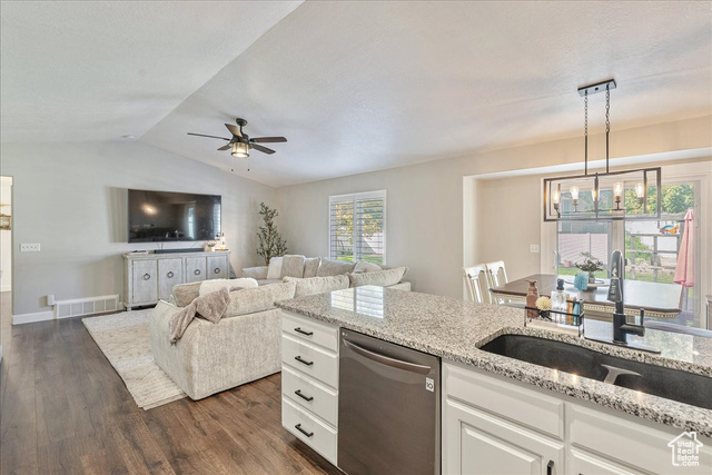 Photo 13 for MLS #2116547 at 23 E 2150 North