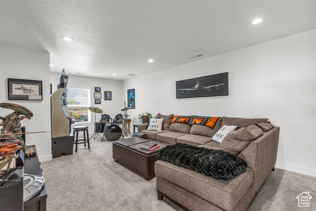 Photo 22 for MLS #2116559 at 447 W June Dr