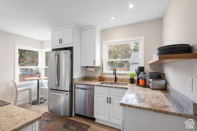 Photo 8 for MLS #2116561 at 1903 E Redondo Ave