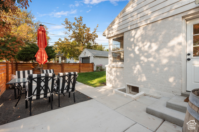Photo 21 for MLS #2116561 at 1903 E Redondo Ave