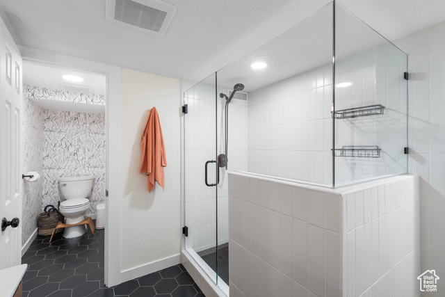 Photo 15 for MLS #2116561 at 1903 E Redondo Ave