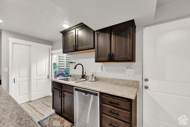 Photo 21 for MLS #2116573 at 5657 S Woodview Dr #424
