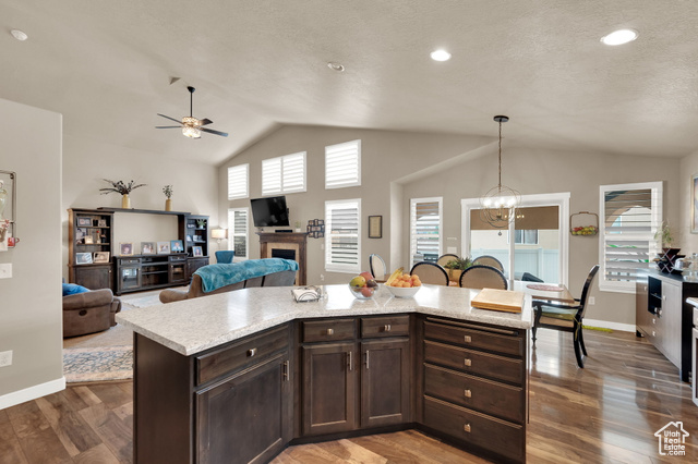 Photo 10 for MLS #2116573 at 5657 S Woodview Dr #424