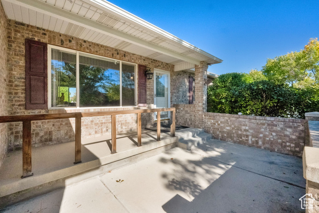 Photo 4 for MLS #2116578 at 4438 W Lennox Dr