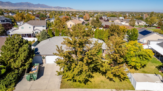 Photo 30 for MLS #2116578 at 4438 W Lennox Dr