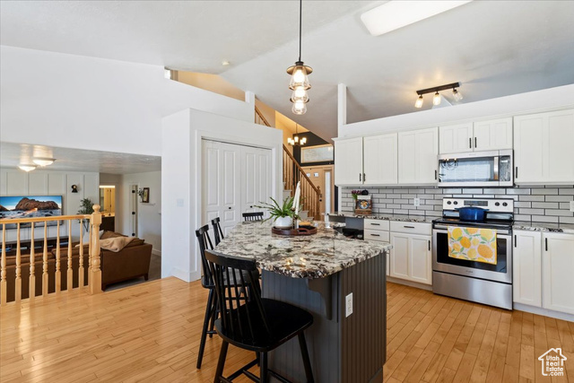 Photo 7 for MLS #2116582 at 429 W 1050 North
