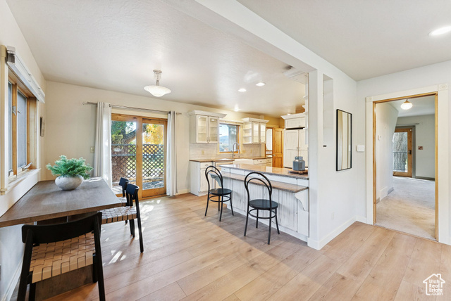 Photo 11 for MLS #2116586 at 590 S Center St