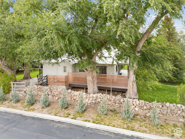 Photo 34 for MLS #2116586 at 590 S Center St