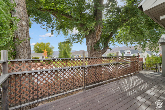 Photo 6 for MLS #2116586 at 590 S Center St